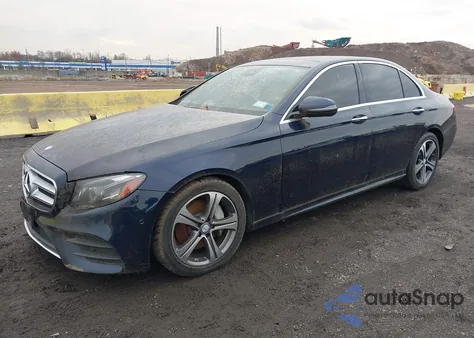 2017 Mercedes-Benz E 300 4Matic из США, поврежденный, VIN WDDZF4KB1HA099158